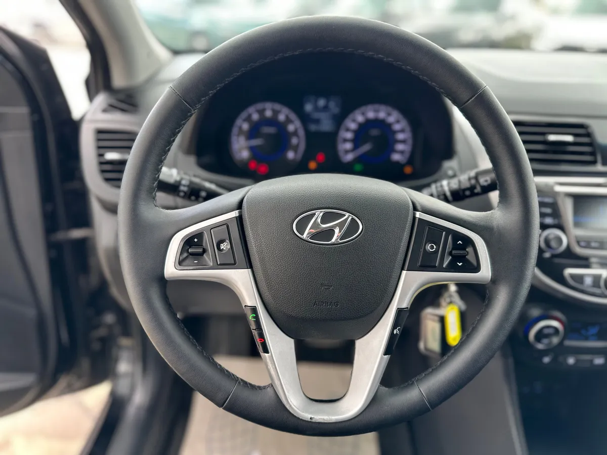 Hyundai Solaris 1.6 AT (123 л.с.)