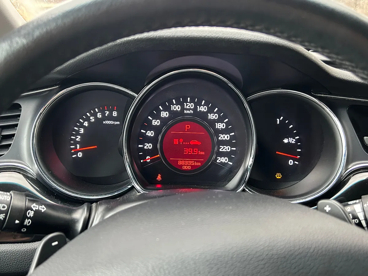 Kia Ceed 1.6 AMT (135 л.с.)