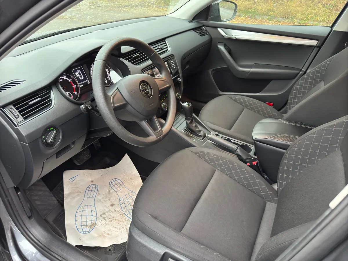 Skoda Octavia 1.6 AT (110 л.с.)