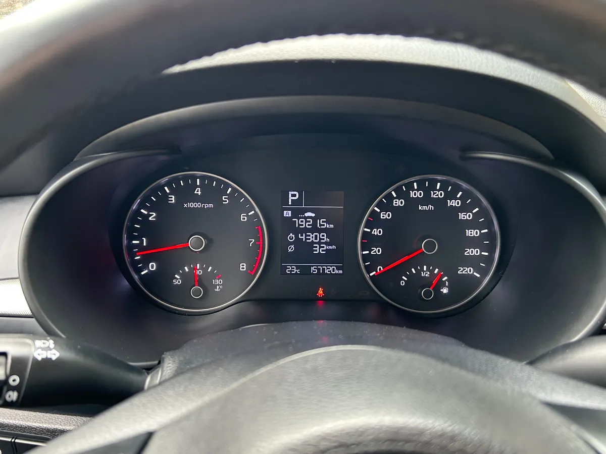 Kia Rio 1.6 AT (123 л.с.)