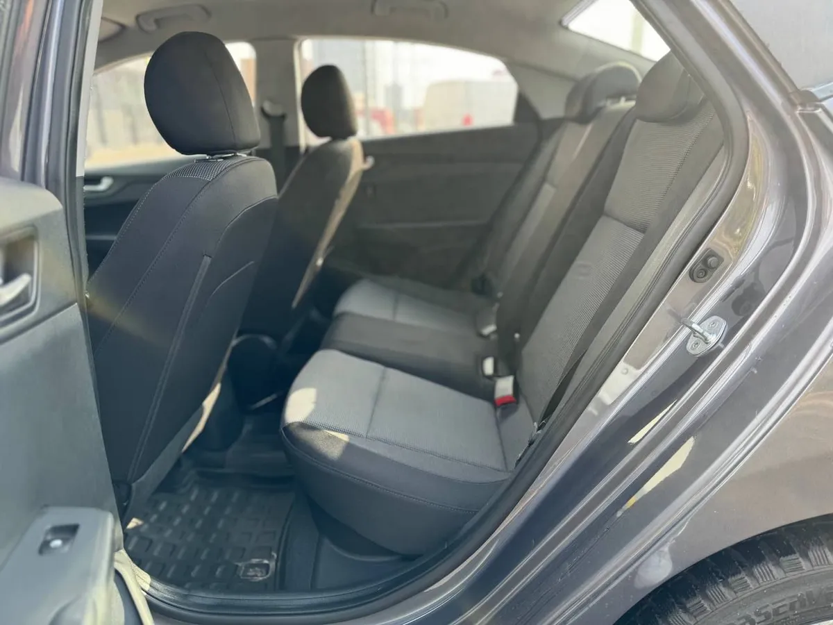 Hyundai Solaris 1.6 AT (123 л.с.)