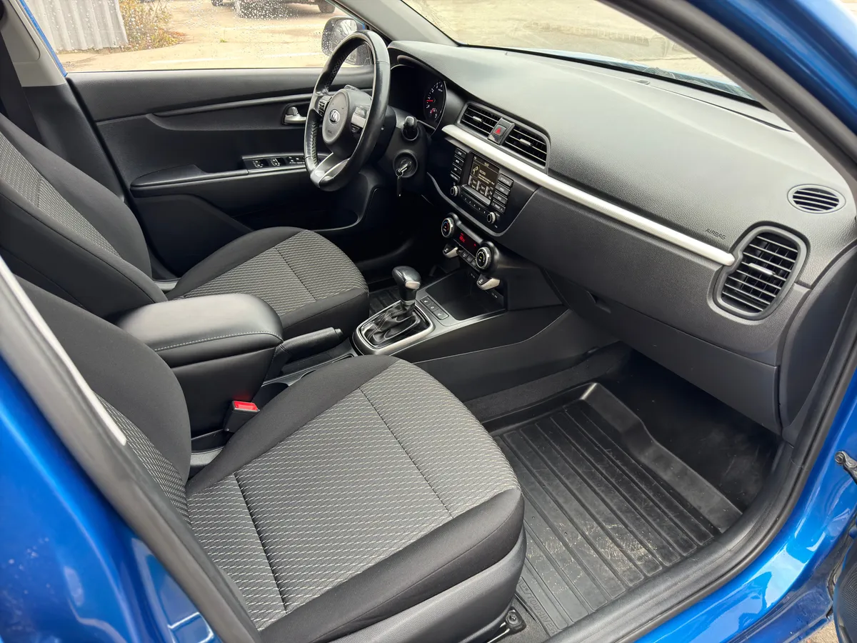 Kia Rio 1.6 AT (123 л.с.)