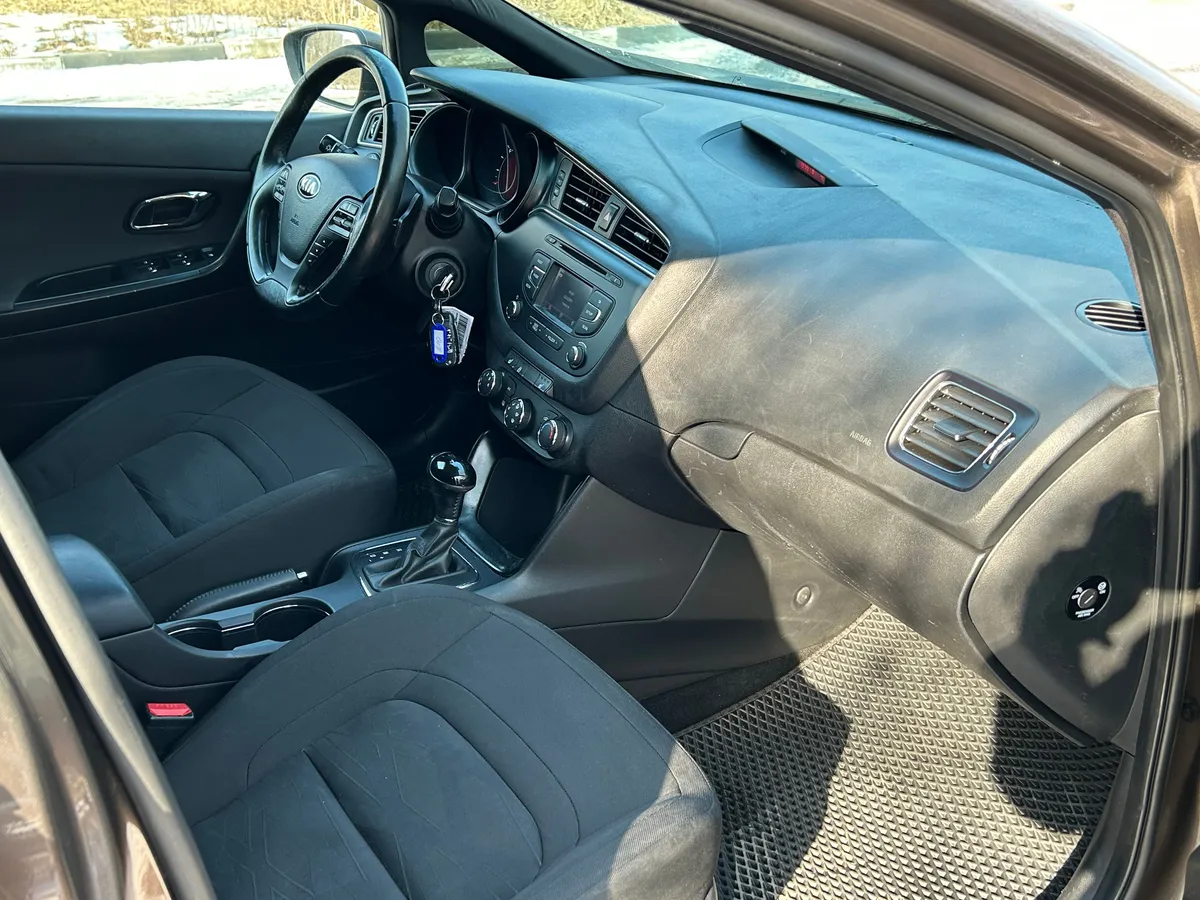 Kia Ceed 1.6 AT (130 л.с.)