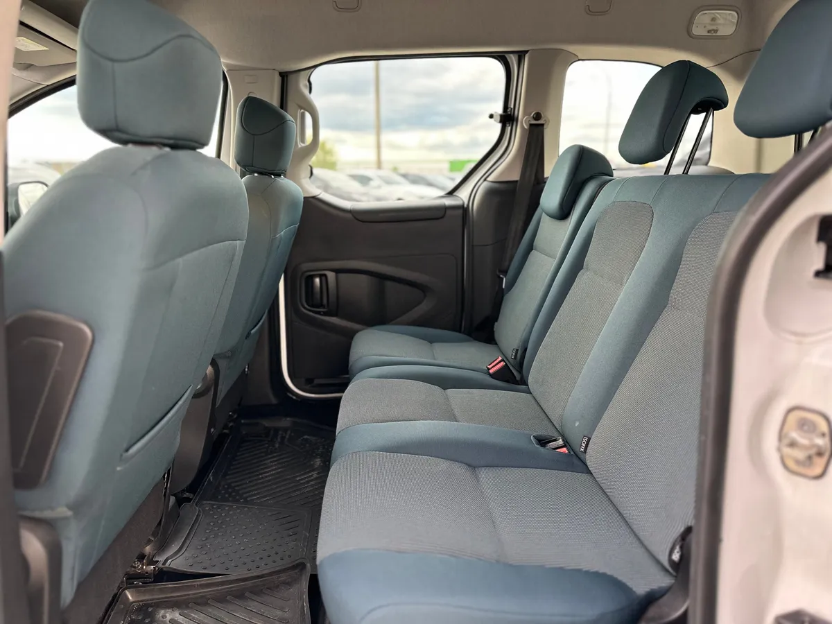 Citroen Berlingo 1.6 MT (120 л.с.), 2018 — фото 16