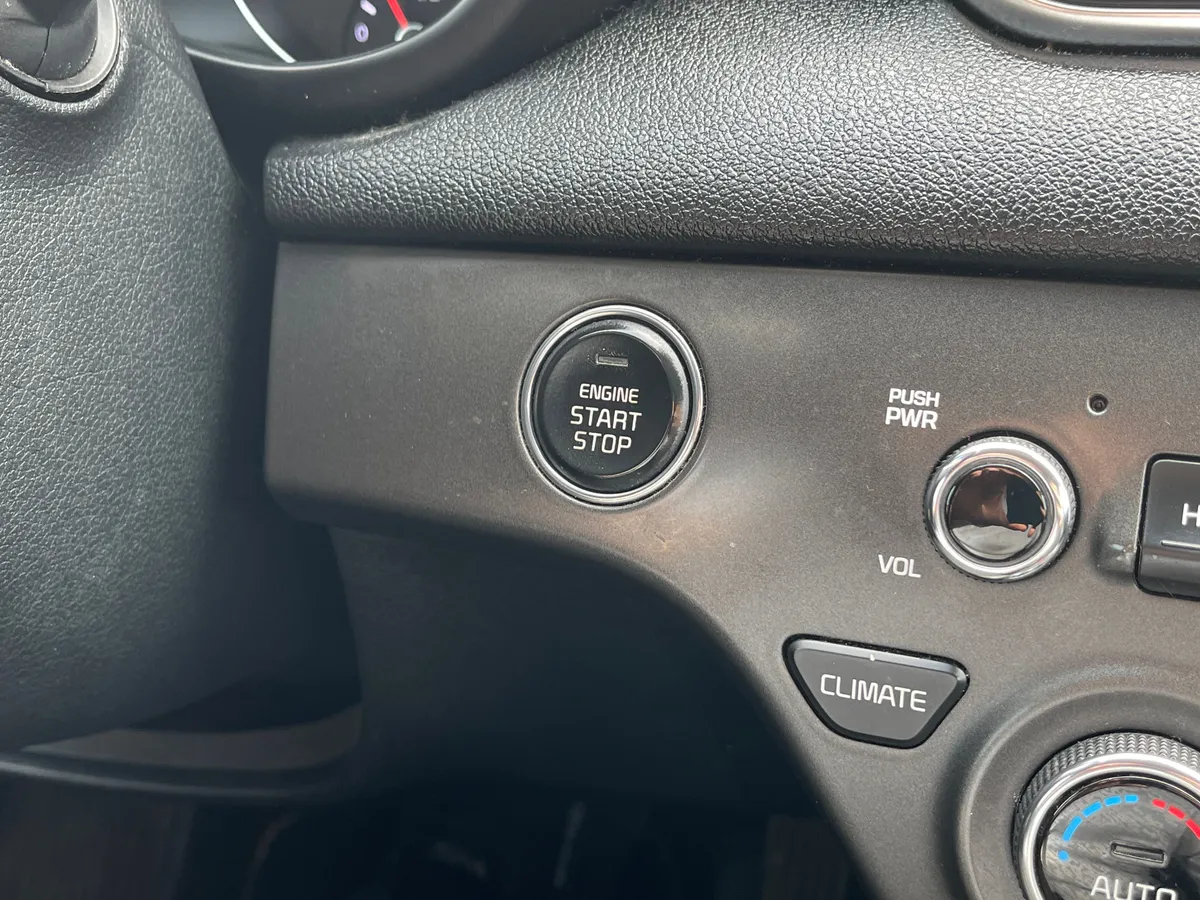 Kia Sportage 2.0 MPI AT AWD (150 л.с.), 2018 — фото 11