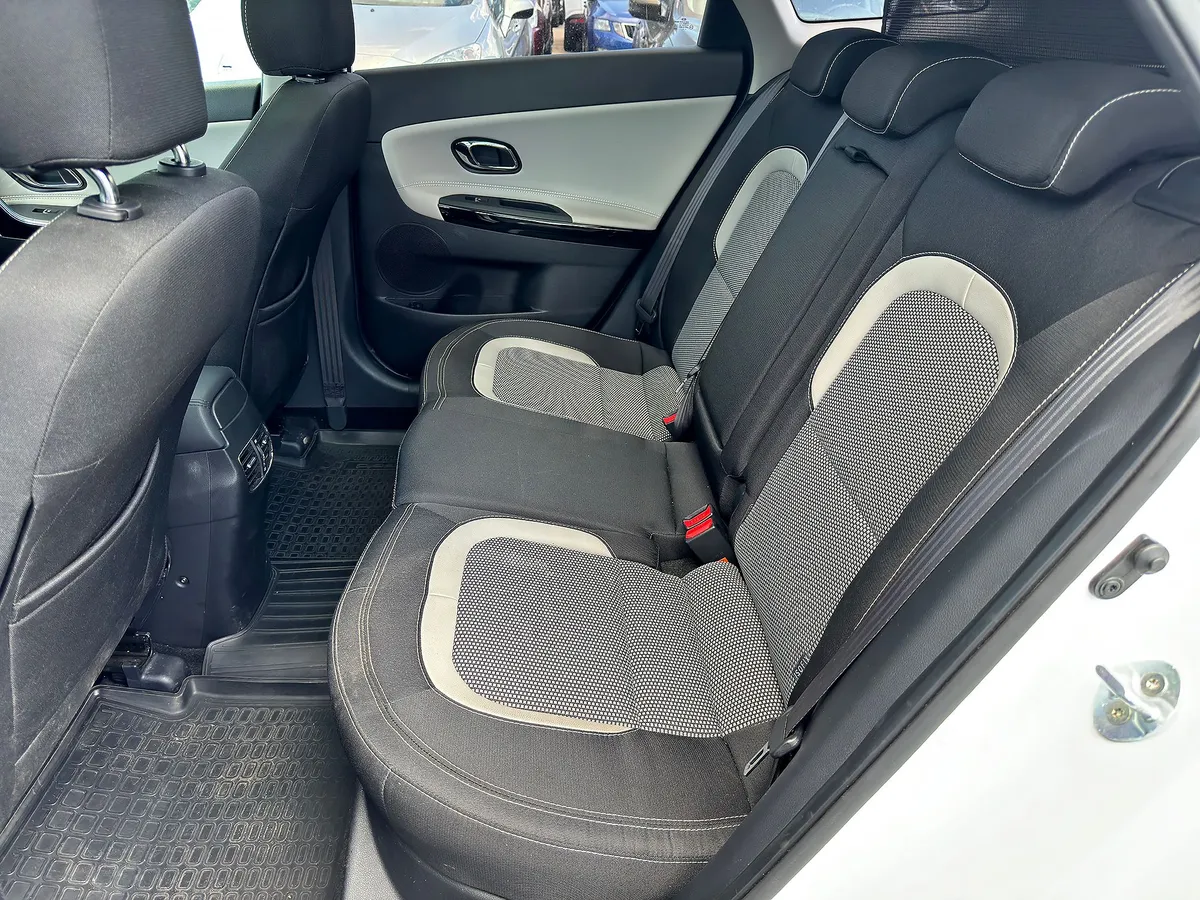 Kia Ceed 1.6 AT (130 л.с.)