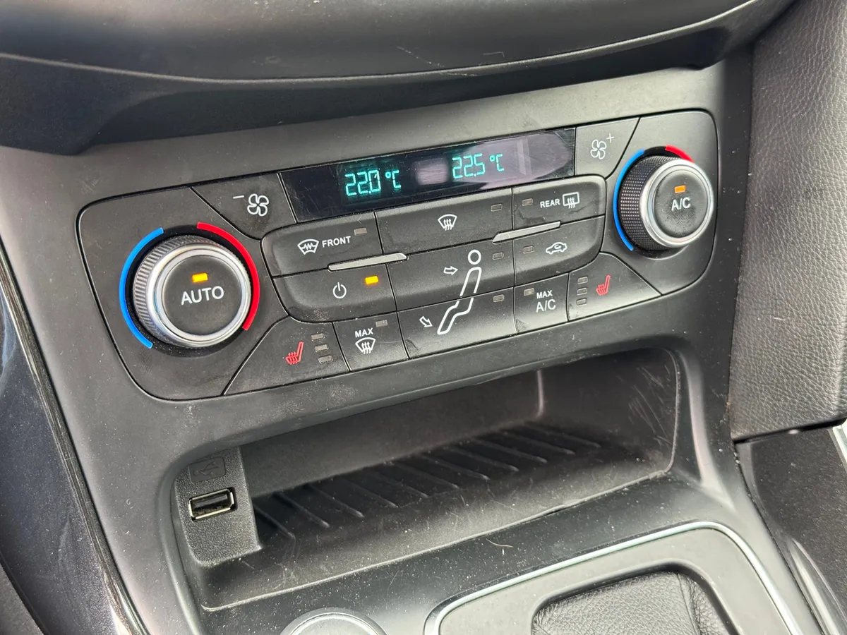 Ford Focus 1.5 EcoBoost AT (150 л.с.)