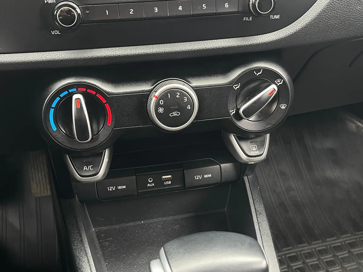 Kia Rio 1.6 AT (123 л.с.), 2019 — фото 9