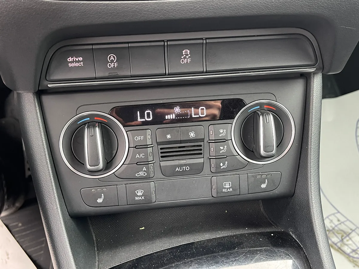 Audi Q3 2.0 TFSI S tronic quattro (180 л.с.)