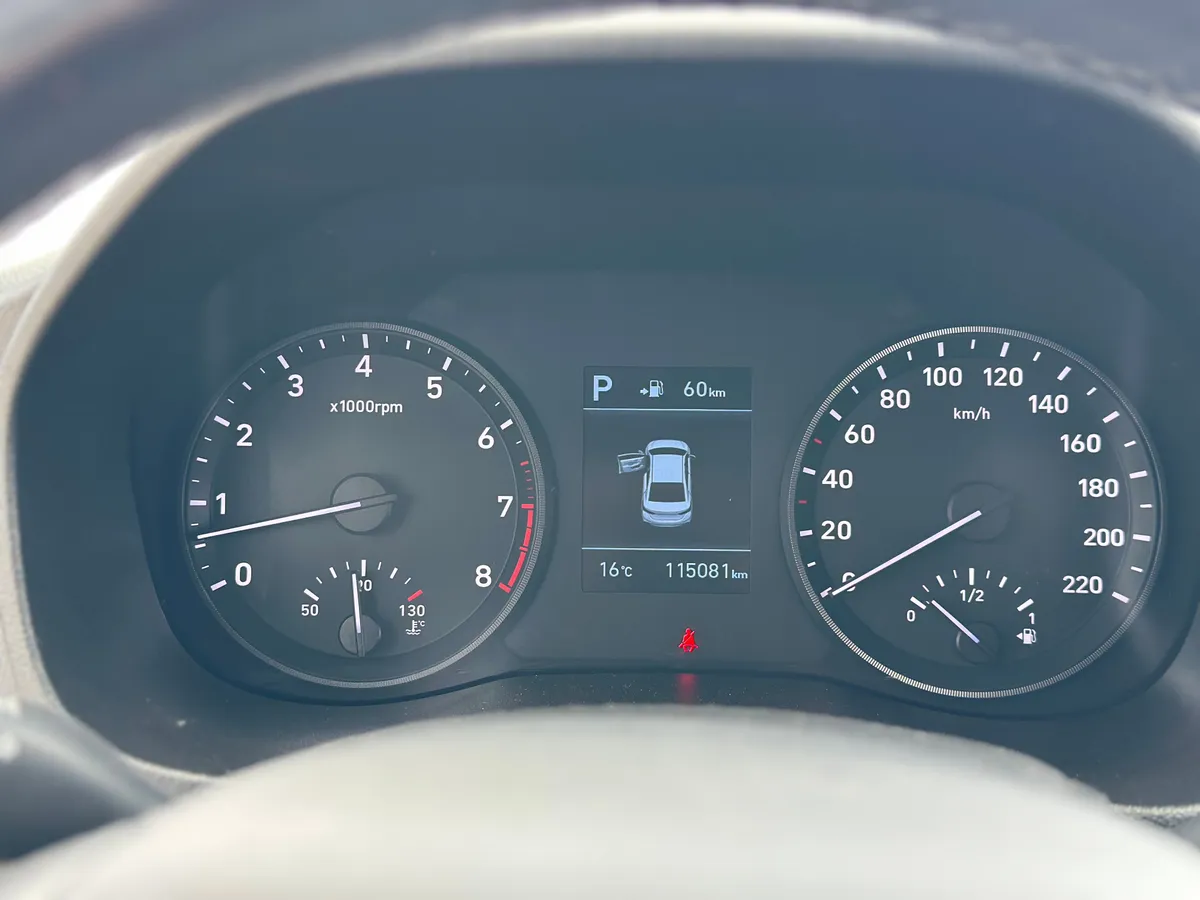 Hyundai Solaris 1.6 AT (123 л.с.)
