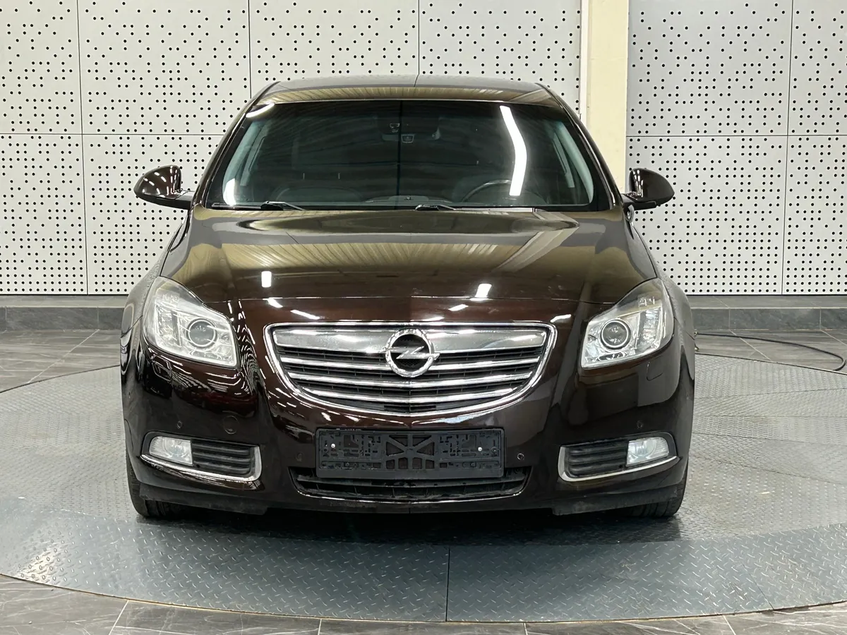 Opel Insignia 2.0 SIDI Turbo Ecotec AT 4x4 (250 л.с.), 2013 — фото 5