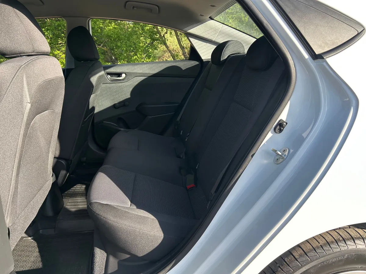 Hyundai Solaris 1.6 MT (123 л.с.)