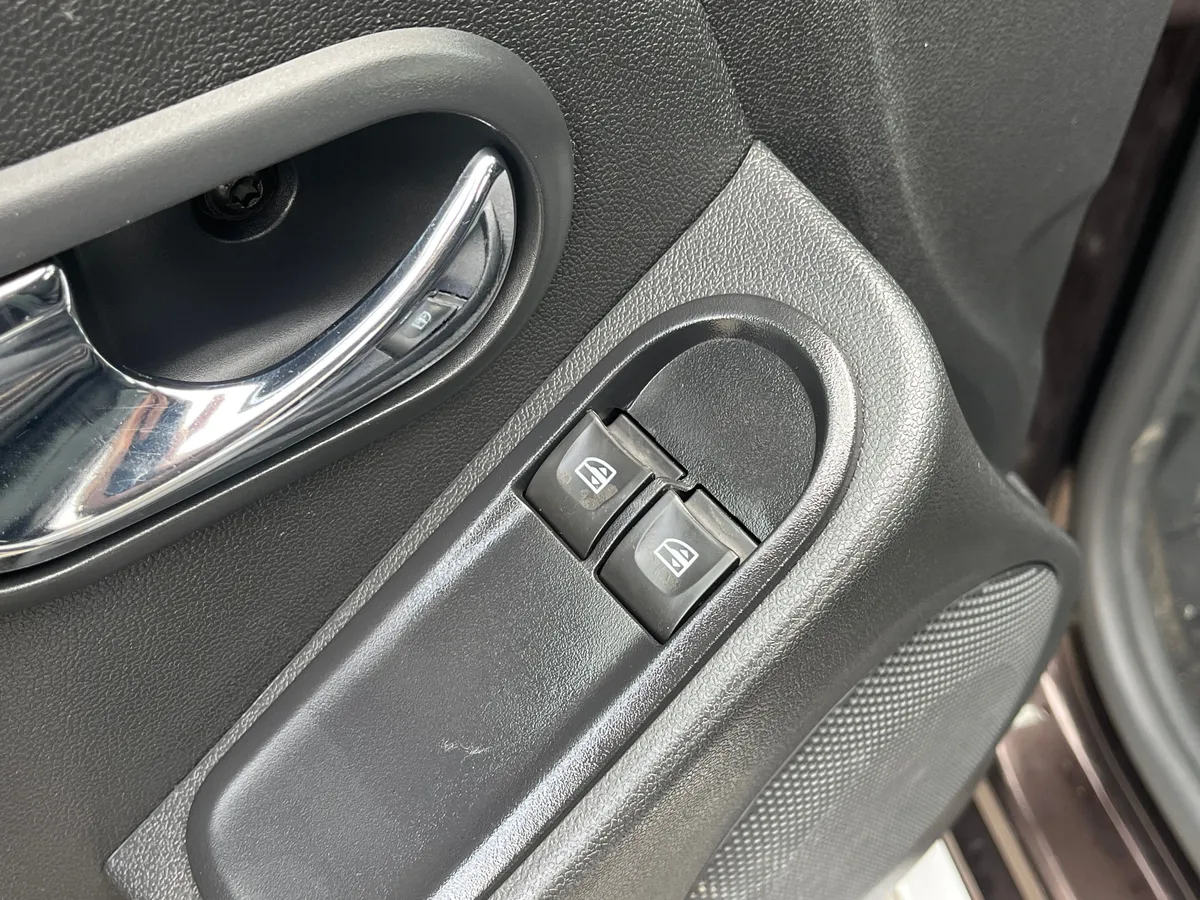 Renault Duster 1.5 dCi MT 4x4 (109 л.с.), 2019 — фото 8