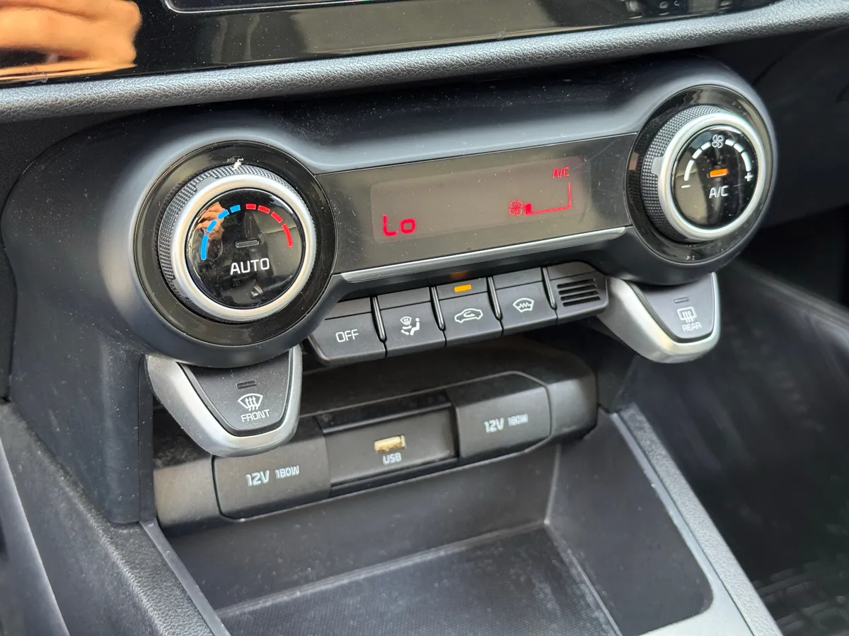 Kia Rio 1.6 AT (123 л.с.)