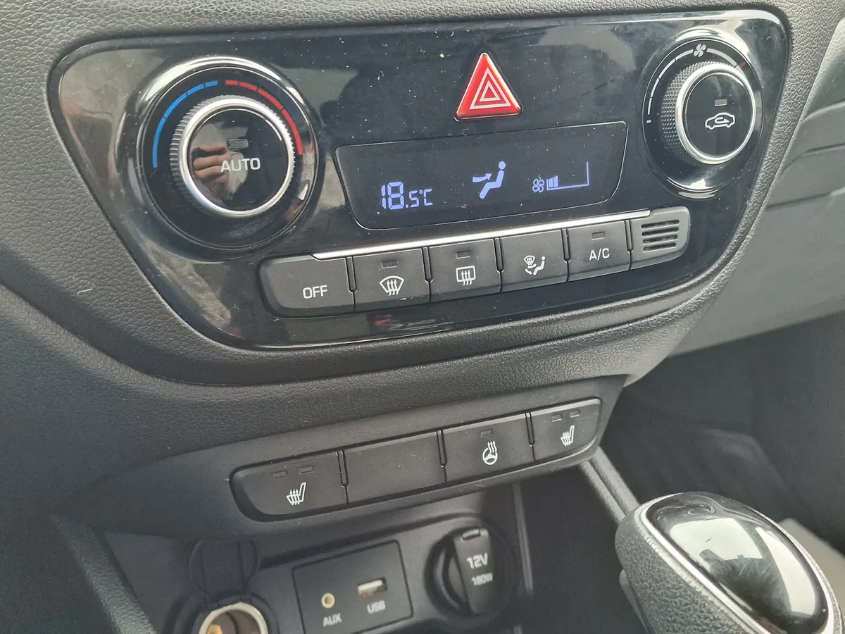 Hyundai Solaris 1.4 AT (100 л.с.)