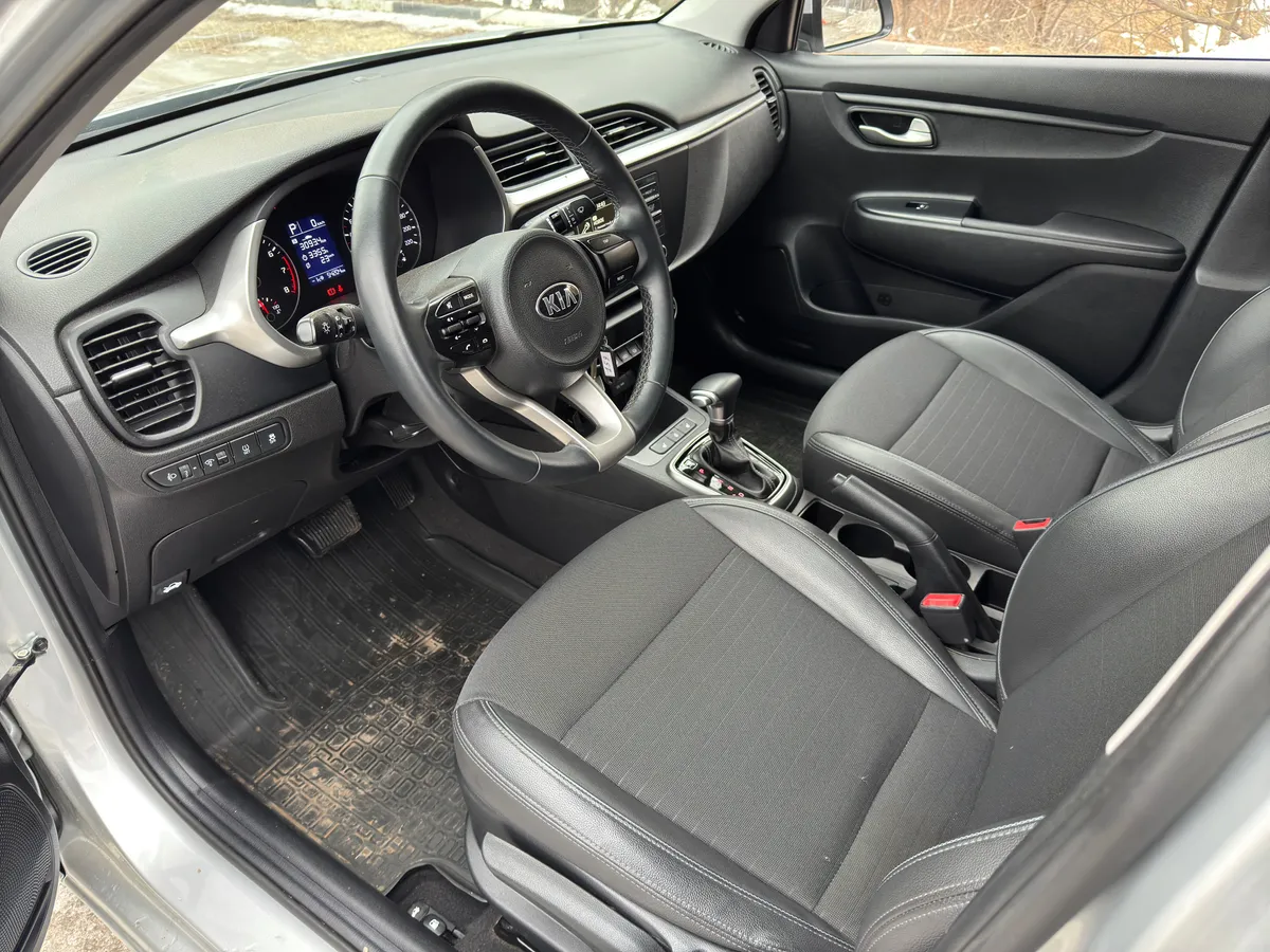 Kia Rio 1.6 AT (123 л.с.)