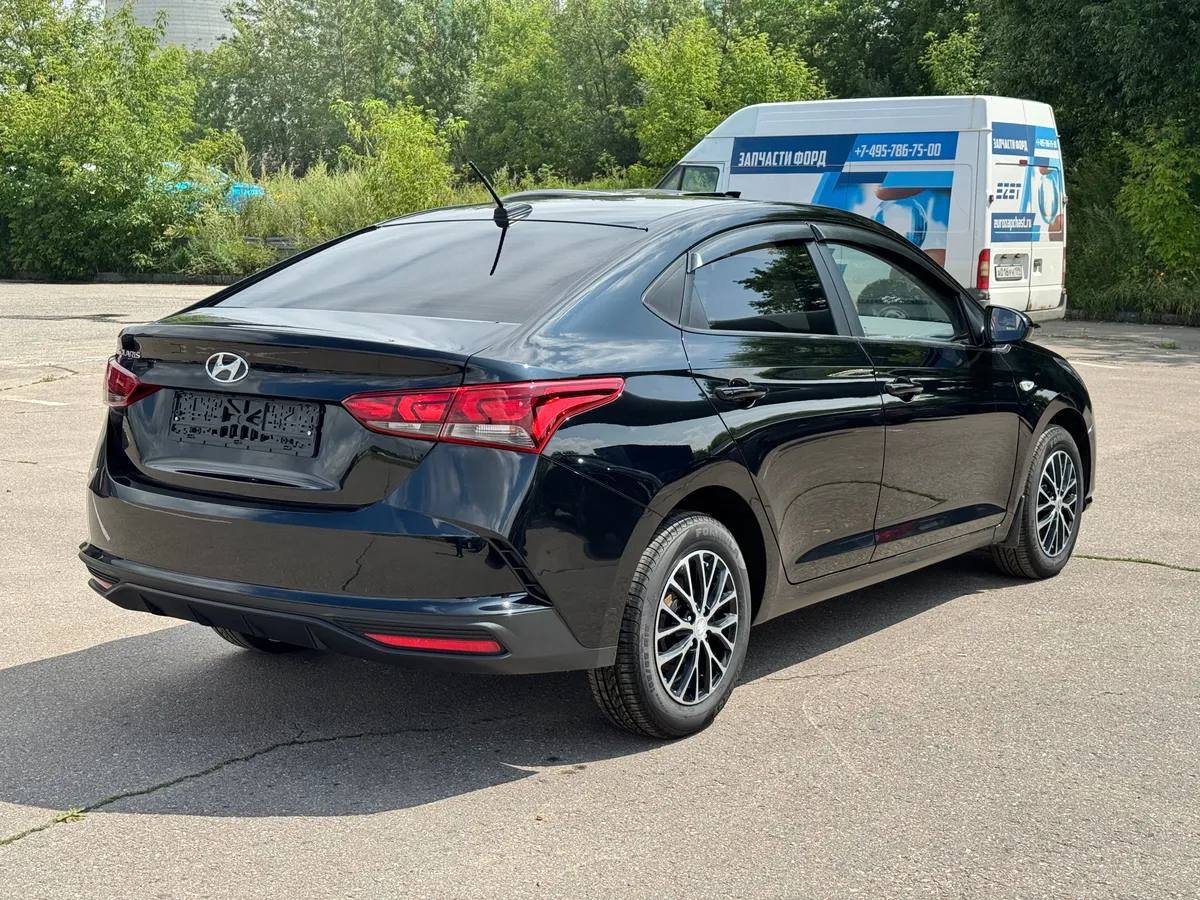 Hyundai Solaris 1.6 AT (123 л.с.)