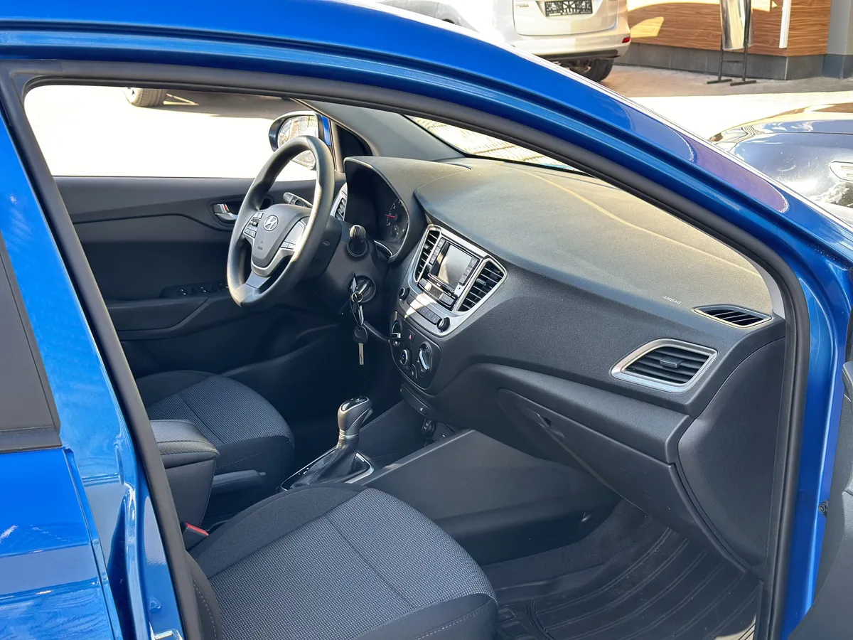 Hyundai Solaris 1.6 AT (123 л.с.)