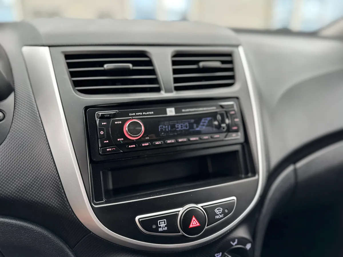 Hyundai Solaris 1.6 MT (123 л.с.)