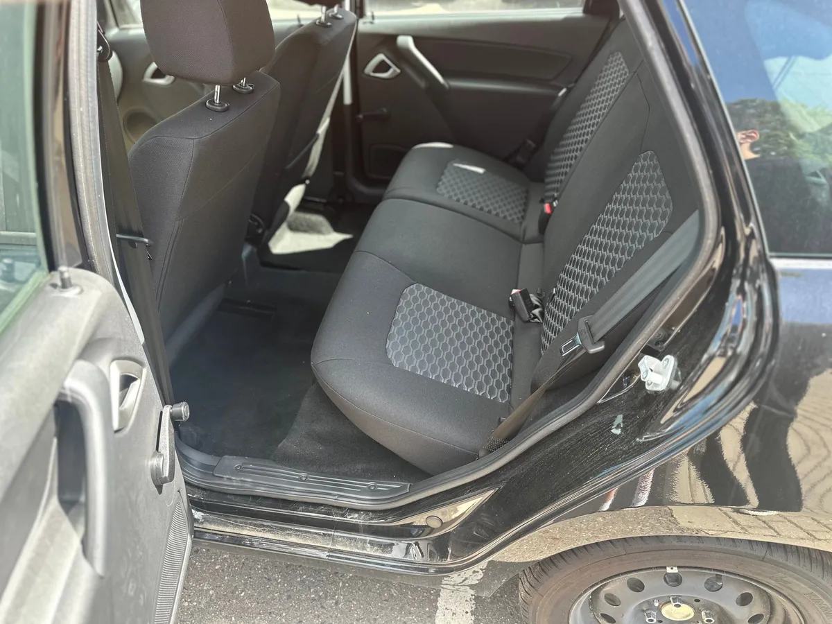 ВАЗ (Lada) Granta 1.6 MT (87 л.с.)