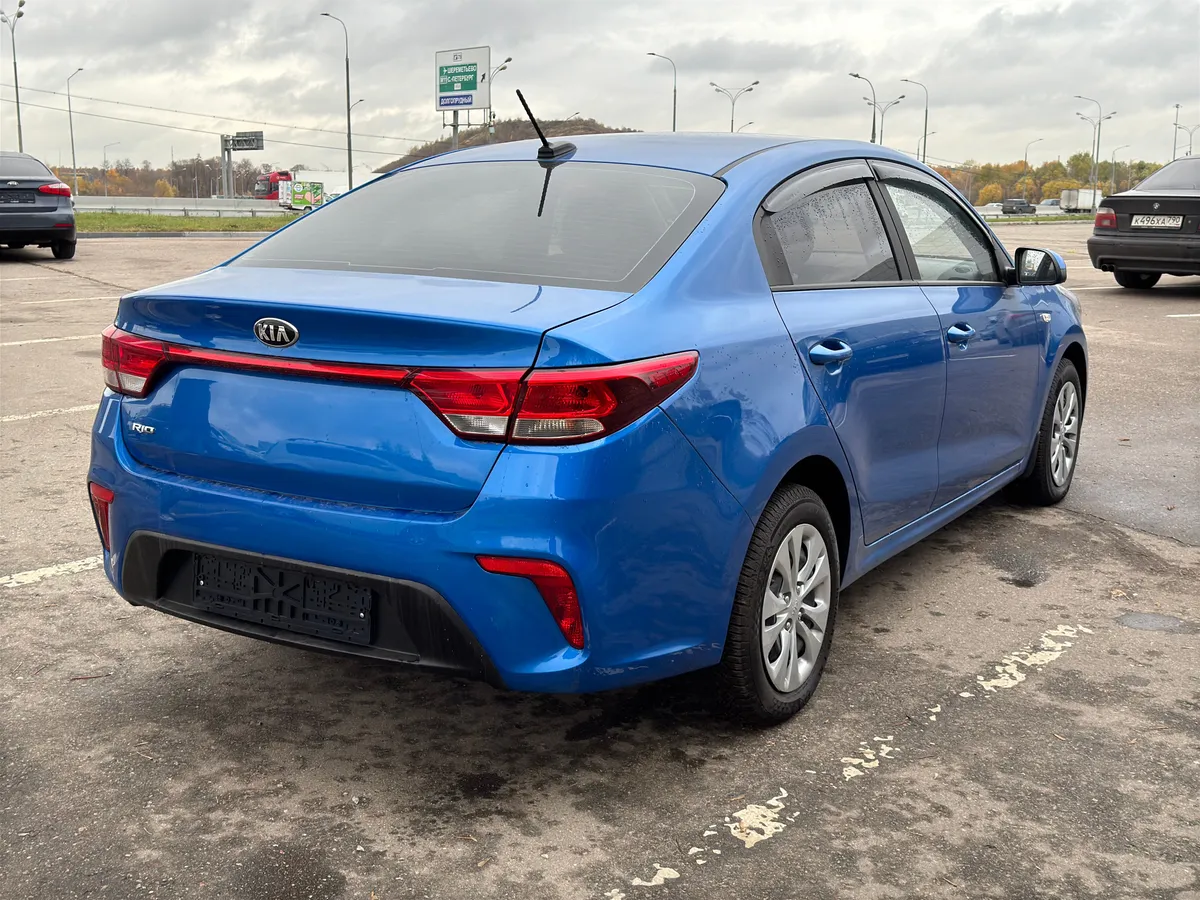 Kia Rio 1.6 AT (123 л.с.)