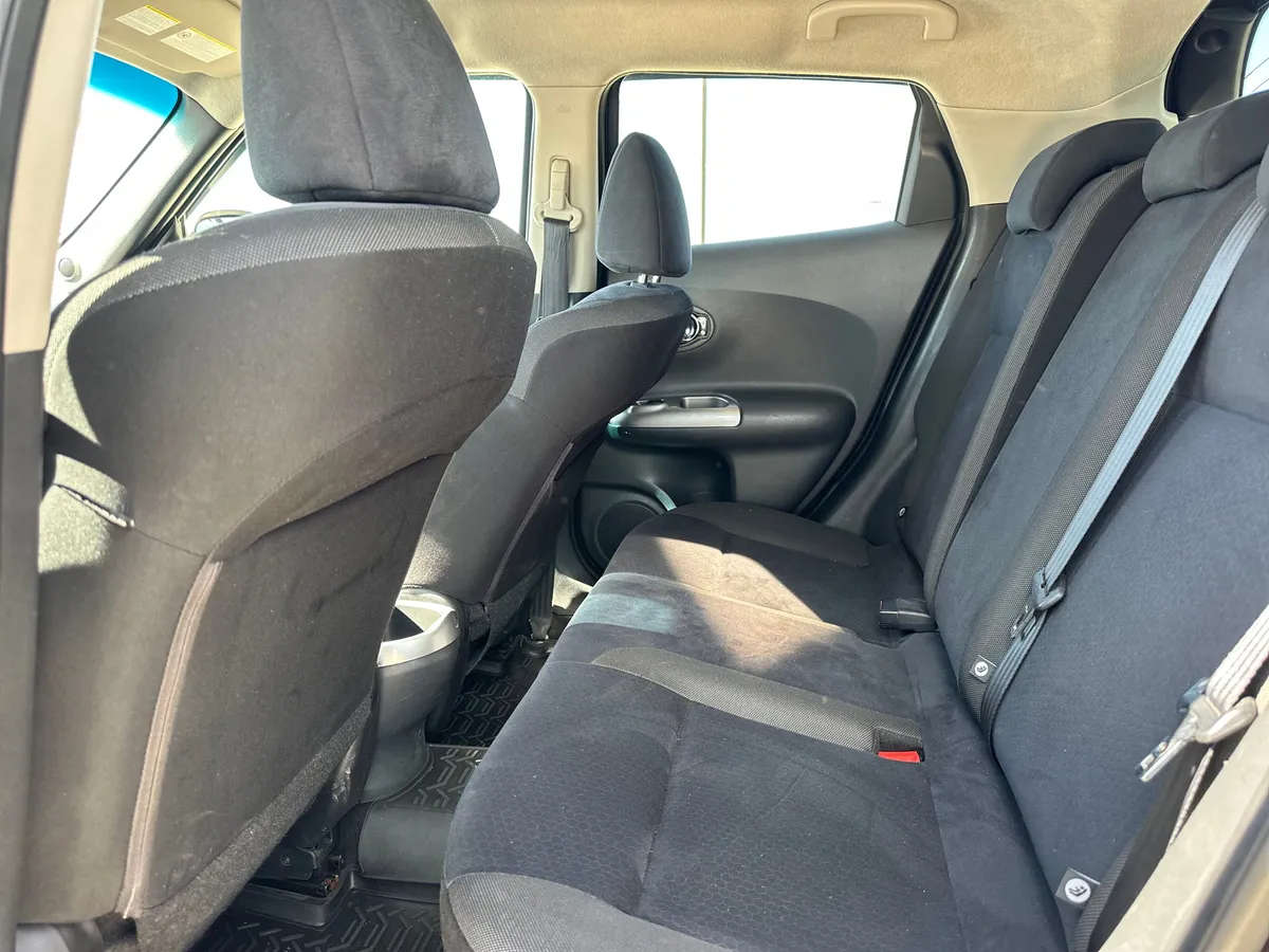 Nissan Juke 1.6 CVT (117 л.с.)