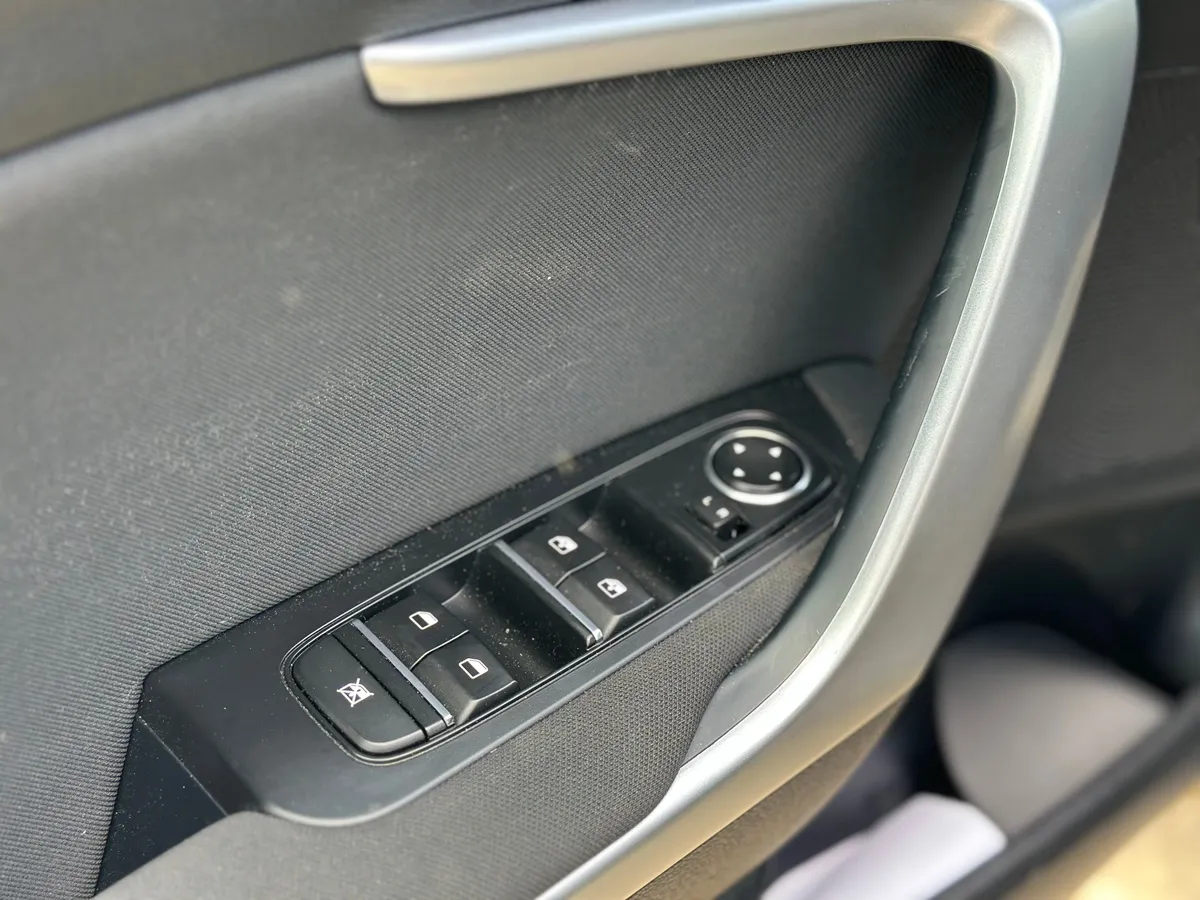 Kia Ceed 1.6 AT (128 л.с.)