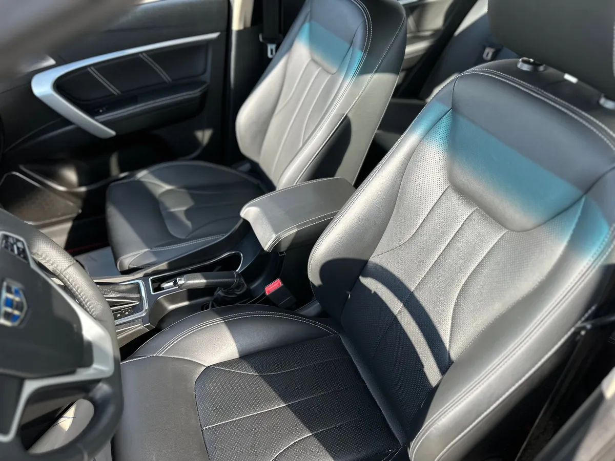 Geely Emgrand 7 1.8 CVT (129 л.с.)