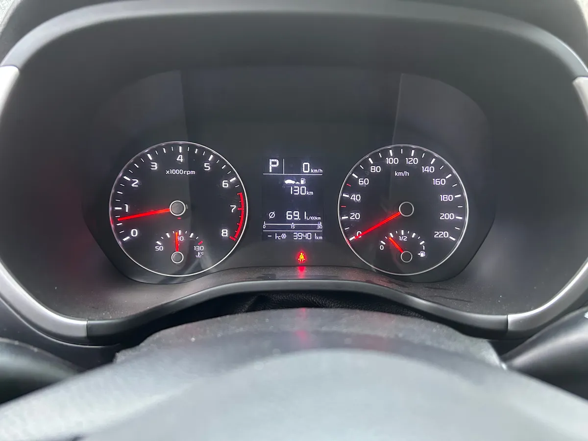 Kia Rio 1.6 AT (123 л.с.)