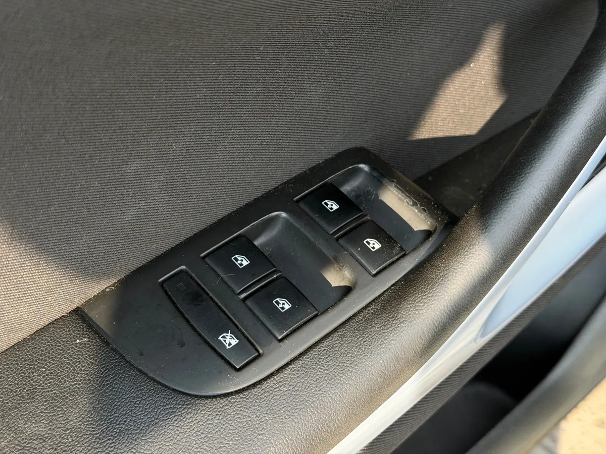 Opel Zafira 1.4 Turbo AT (140 л.с.), 2013 — фото 10