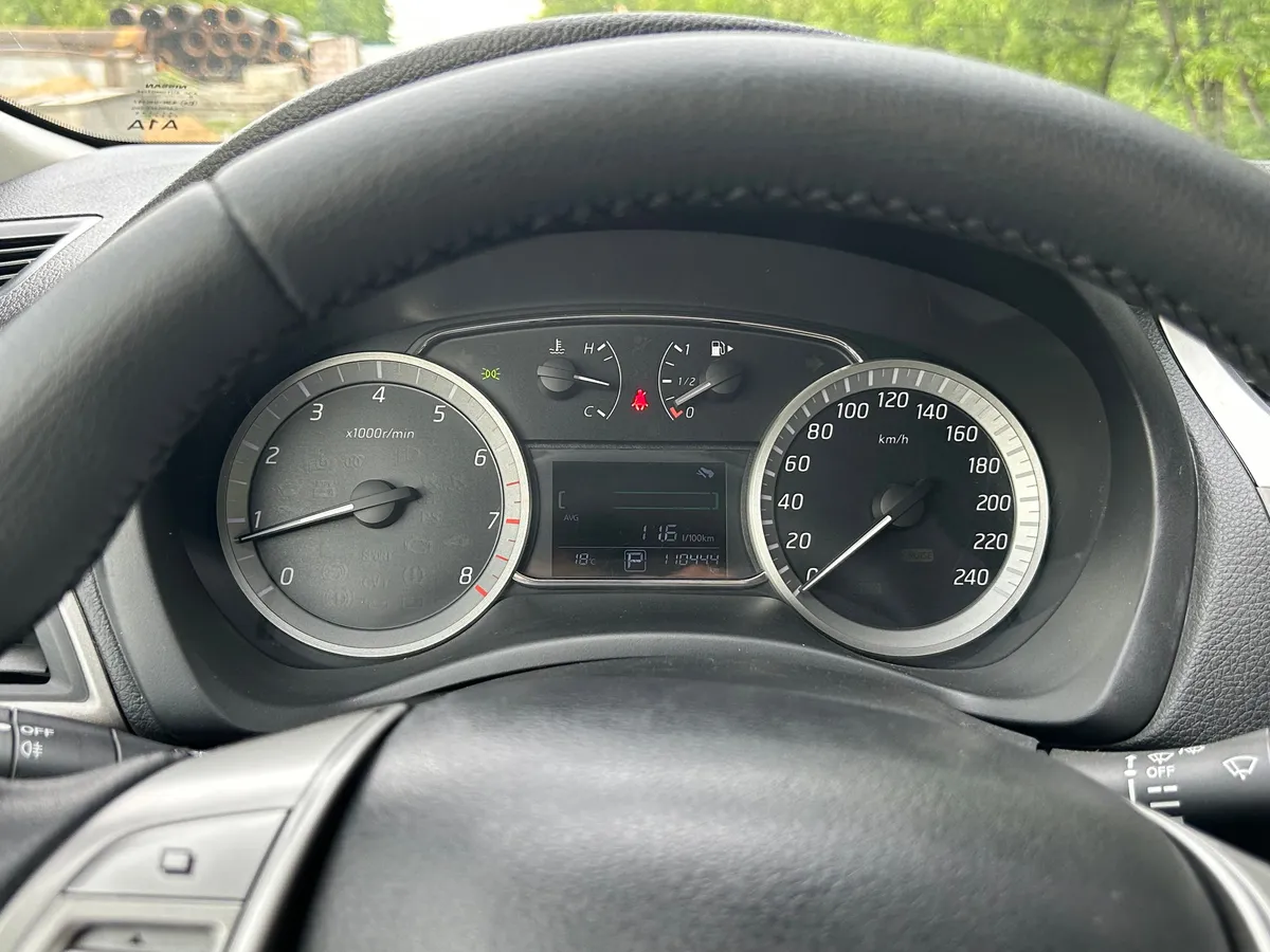 Nissan Sentra 1.6 CVT (117 л.с.), 2015 — фото 6
