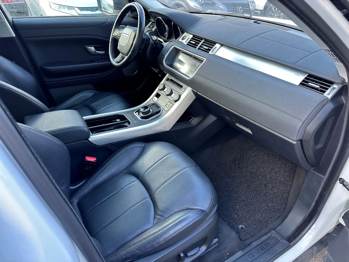 Land Rover Range Rover Evoque 2.2 TD AT AWD (190 л.с.)