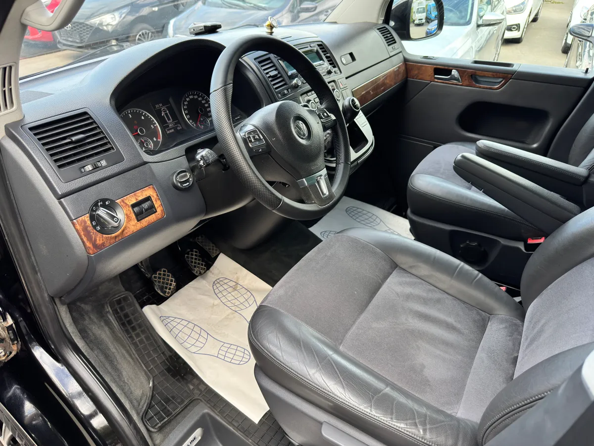 Volkswagen Multivan 2.0 MT (102 л.с.)