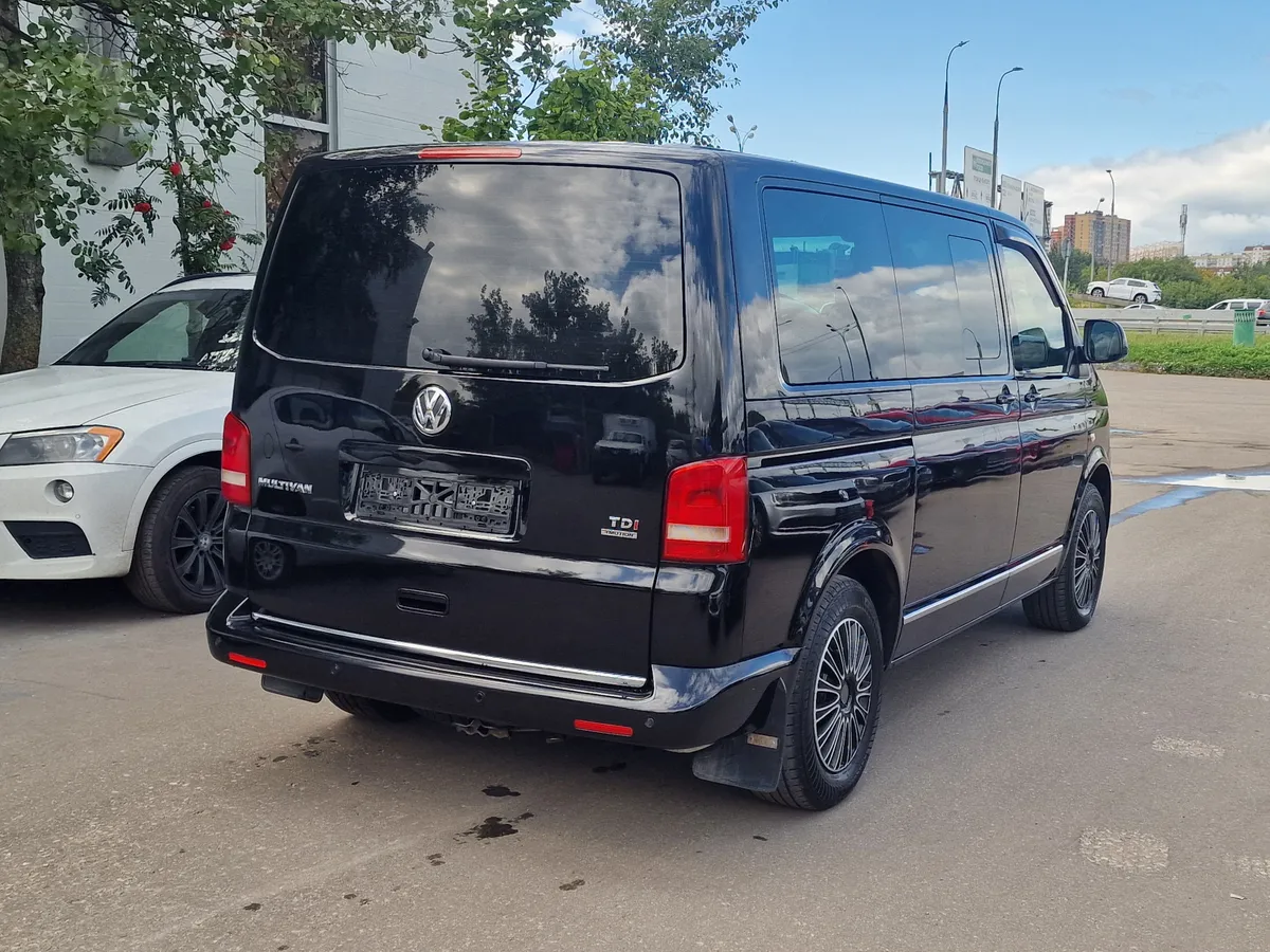 Volkswagen Multivan 2.0 MT (102 л.с.)