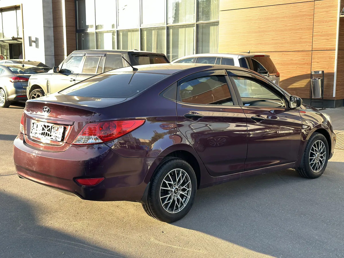 Hyundai Solaris 1.6 MT (123 л.с.)