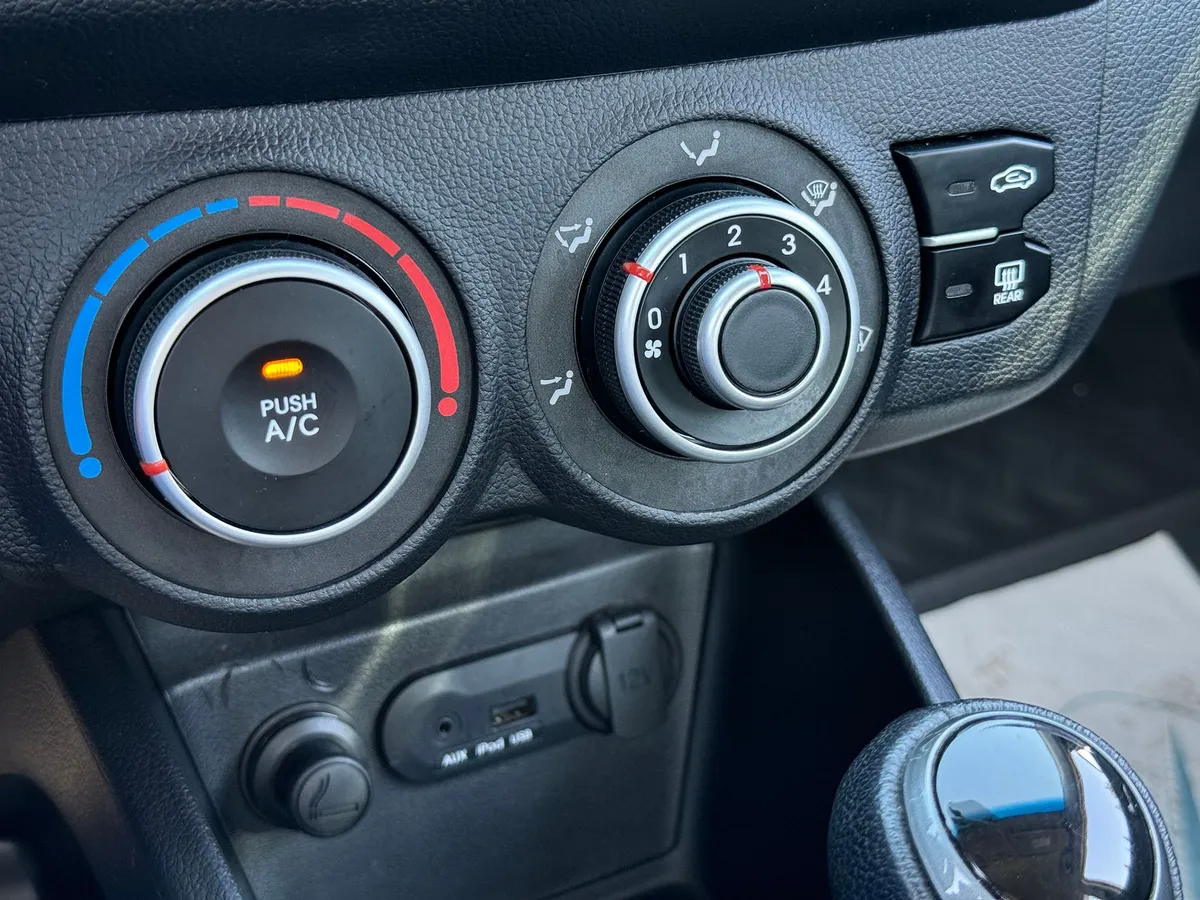 Kia Rio 1.6 AT (123 л.с.)