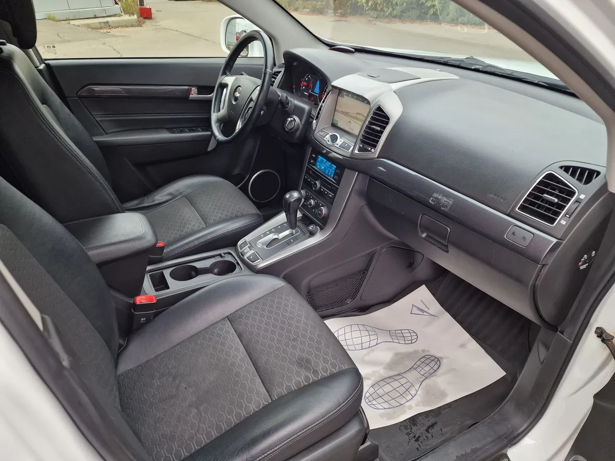 Chevrolet Captiva 2.4 AT AWD (5 мест) (167 л.с.)