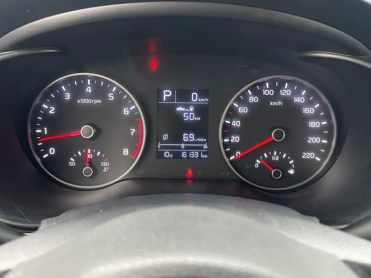 Kia Rio 1.6 AT (123 л.с.)