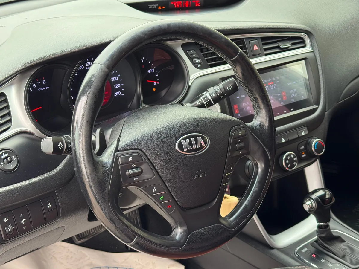 Kia Ceed 1.6 AT (130 л.с.)