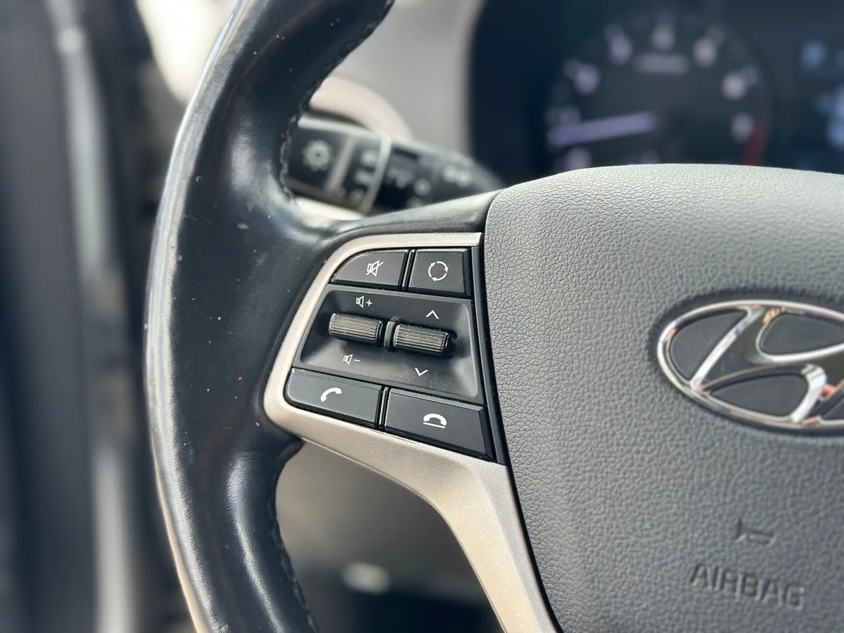 Hyundai Solaris 1.6 AT (123 л.с.)