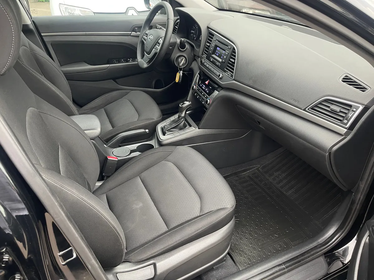 Hyundai Elantra 1.6 AT (128 л.с.), 2017 — фото 6