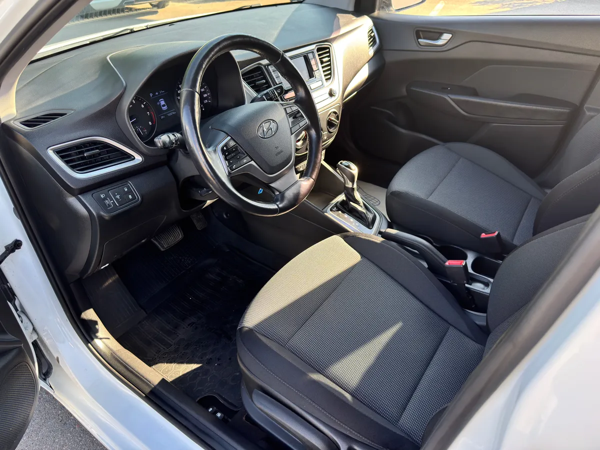 Hyundai Solaris 1.6 AT (123 л.с.)