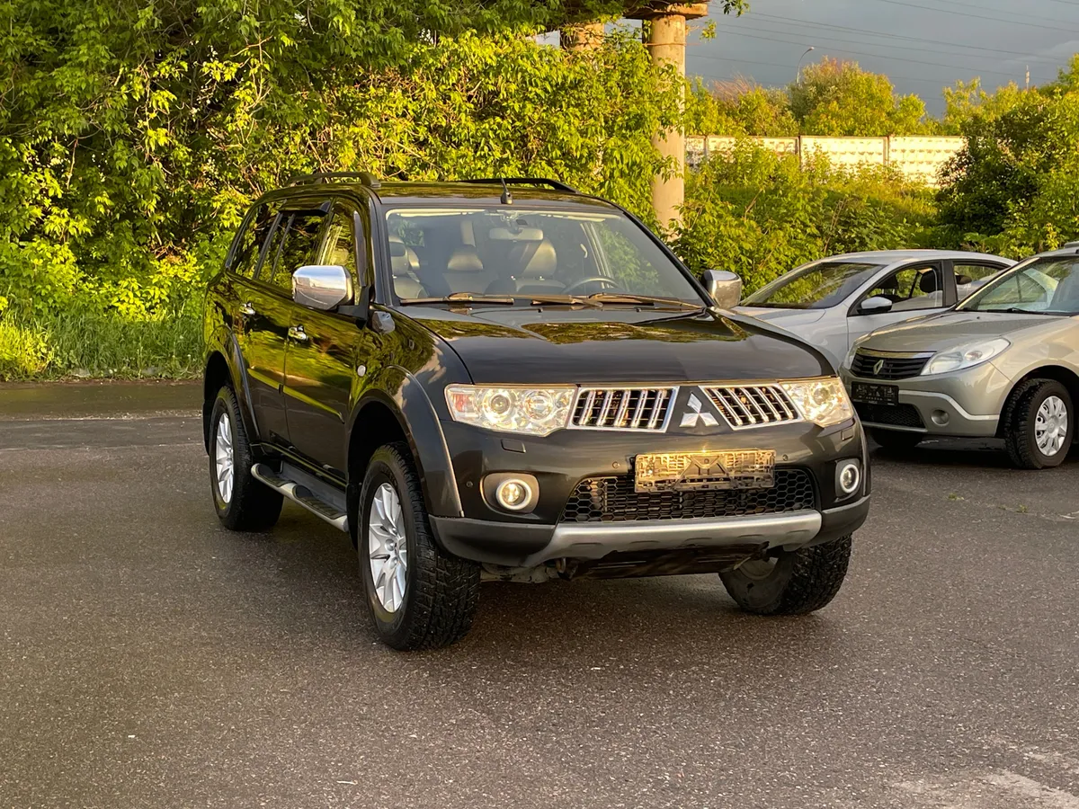 картинка Mitsubishi Pajero Sport 2.5 DI-D AT AWD (178 л.с.) от galaxy-auto