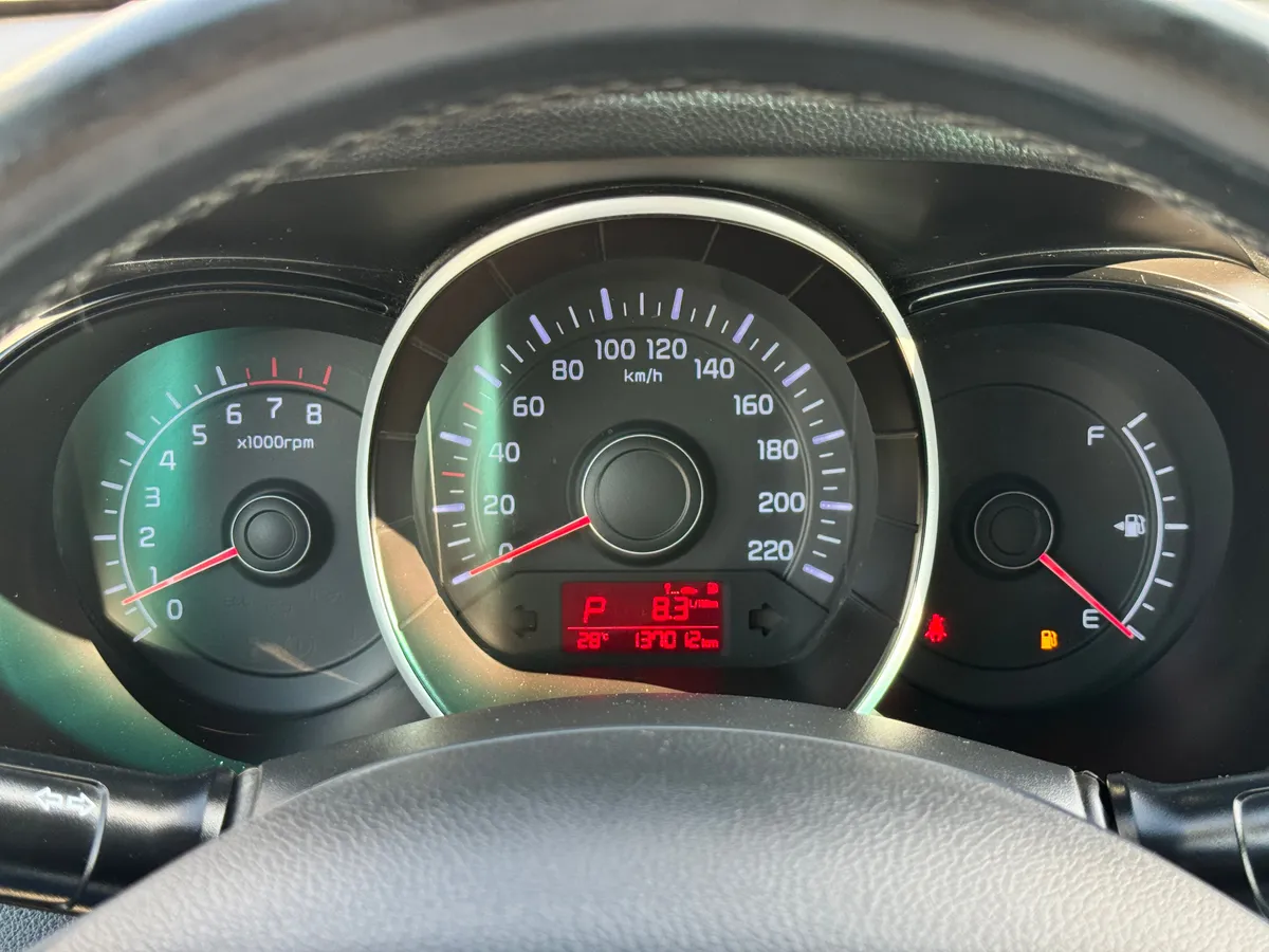 Kia Rio 1.6 AT (123 л.с.)