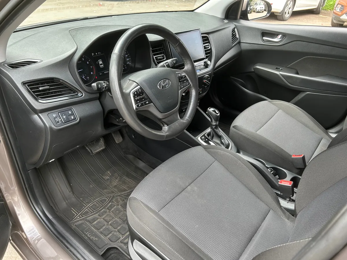 Hyundai Solaris 1.6 AT (123 л.с.)