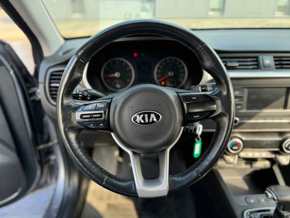 Kia Rio 1.6 AT (123 л.с.)