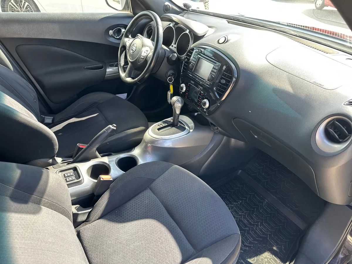 Nissan Juke 1.6 CVT (117 л.с.)