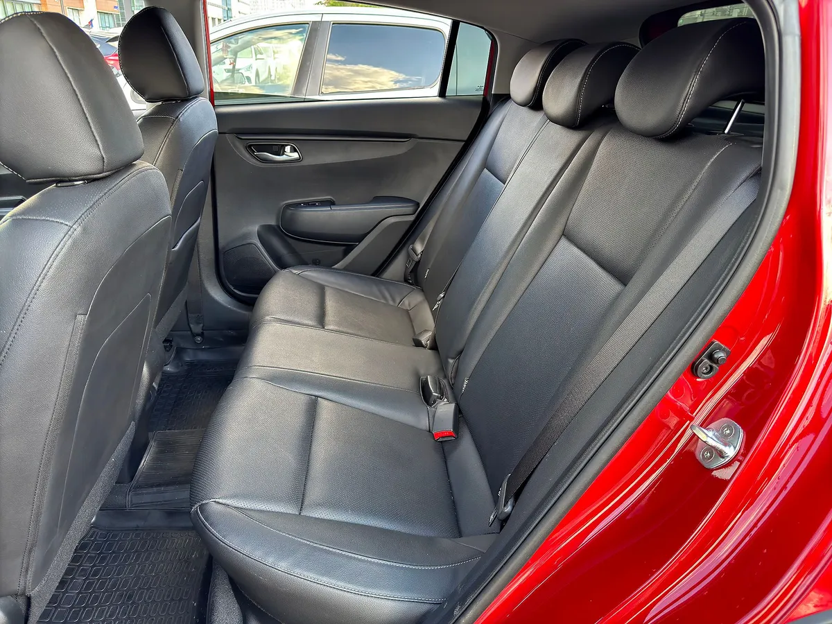 Kia Rio 1.6 AT (123 л.с.)