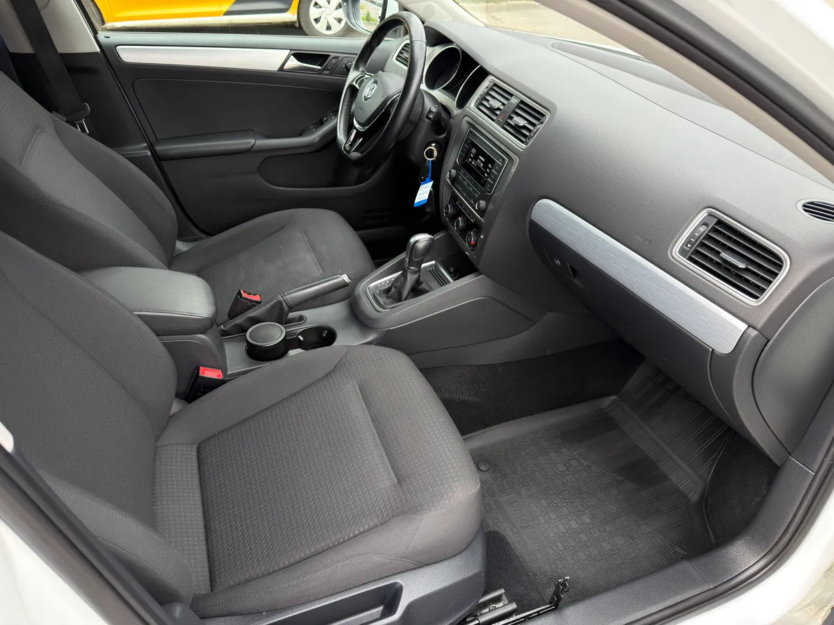 Volkswagen Jetta 1.4 TSI DSG (125 л.с.), 2018 — фото 6