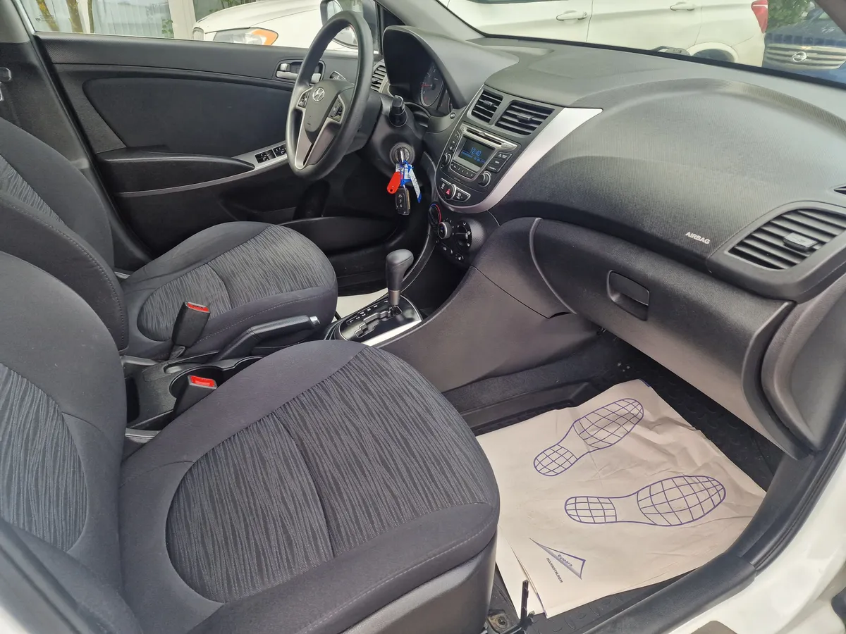 Hyundai Solaris 1.4 AT (107 л.с.)